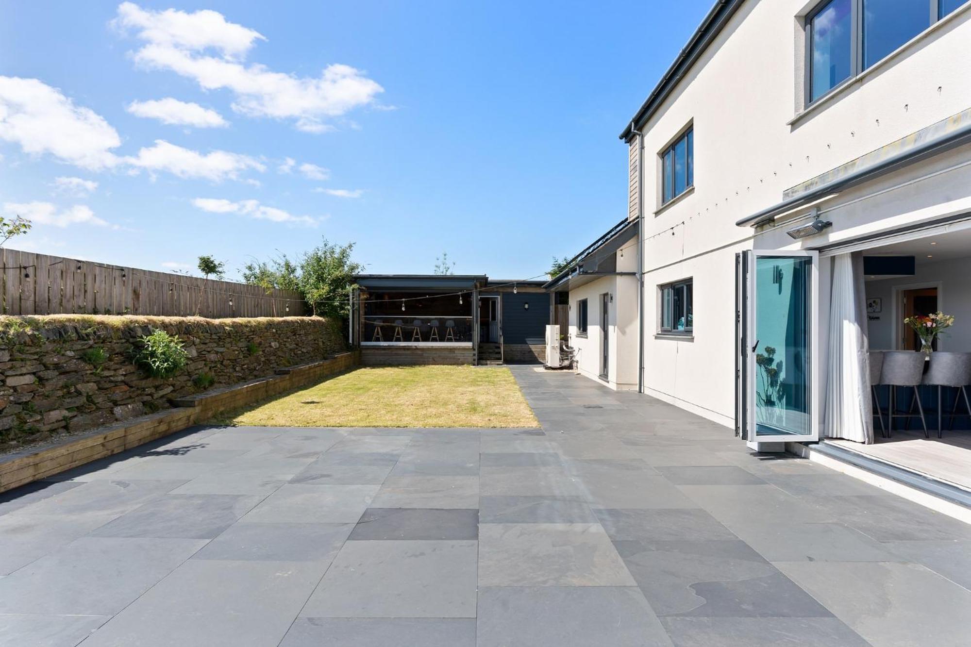 Shackled-Am-Not Villa Camelford Luaran gambar